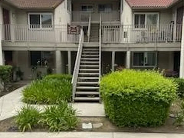 848 Cinnamon Ln, Duarte, CA 91010