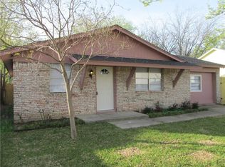 8213 Wyatt Dr, White Settlement, TX 76108