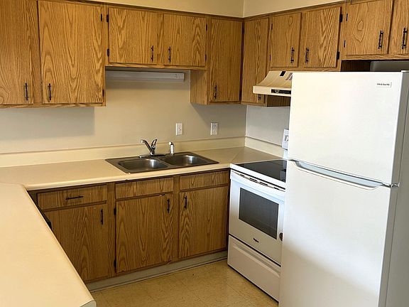 2nd image of 11093 Amber Dr APT C6