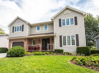 11 Hampshire Cres, Timberlea, NS B3T1C4