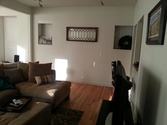 5567 Pershing Ave #1 — Photo 7