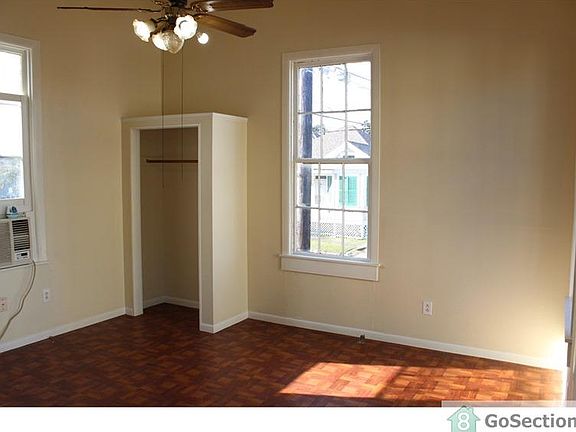 3rd image of 812 14th St APT 3
