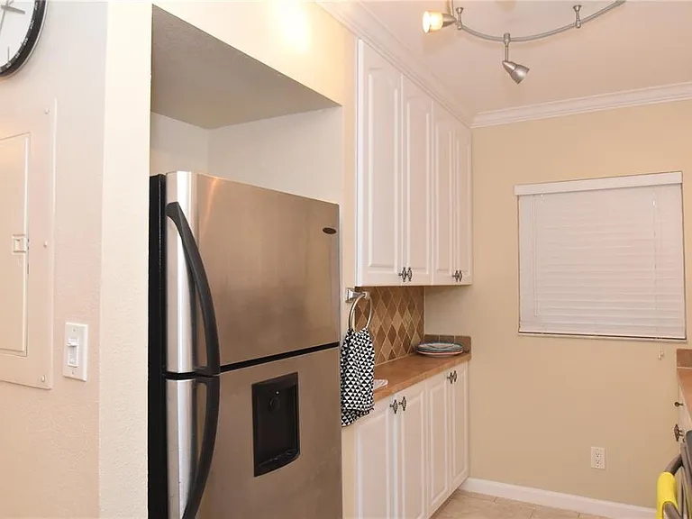 3700 S Osprey Ave #315 — Photo 4
