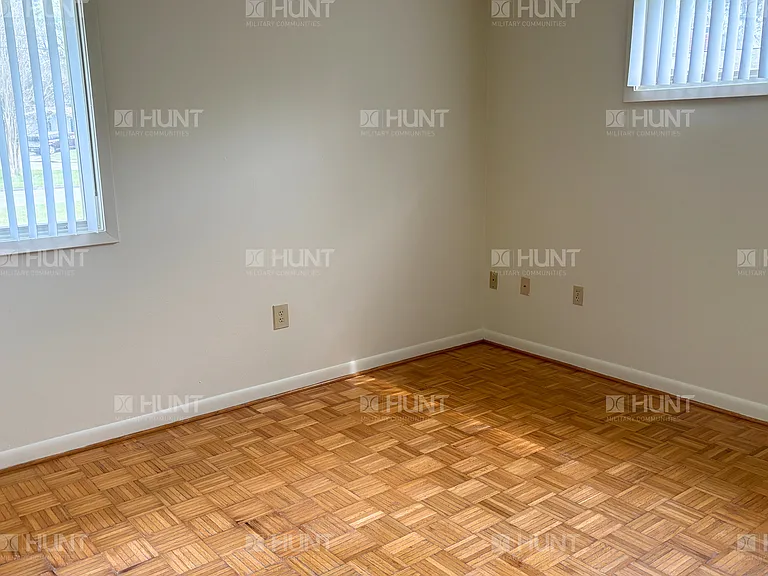 8 Van Buren Dr — Photo 7