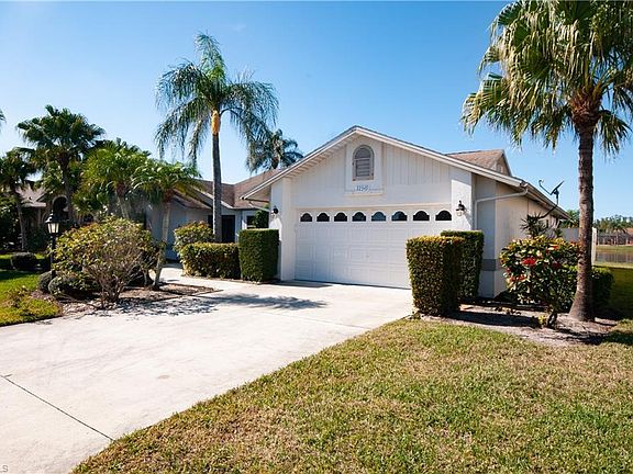 3rd image of 22349 FOUNTAIN LAKES BLVD