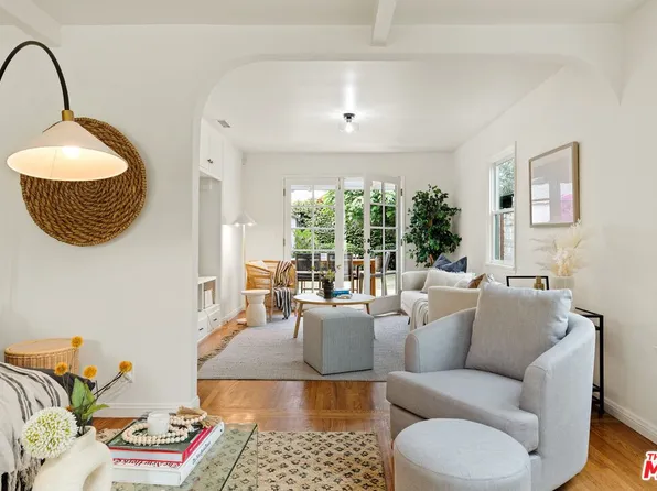 210 Rennie Ave, Venice, CA 90291