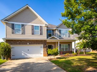 202 Longbridge Way, Perry, GA 31069