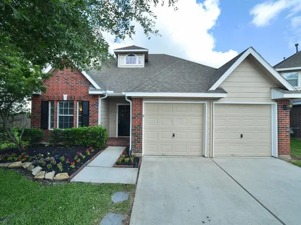 4518 Bridgestone Cliff Ct, Spring, TX 77388