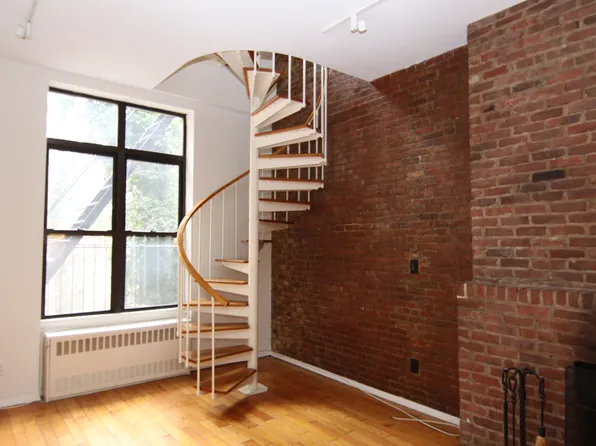 72 1/2 Irving Pl APT 5, New York, NY 10003