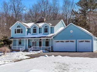 46 Grace Ln, Pleasant Valley, NY 12569