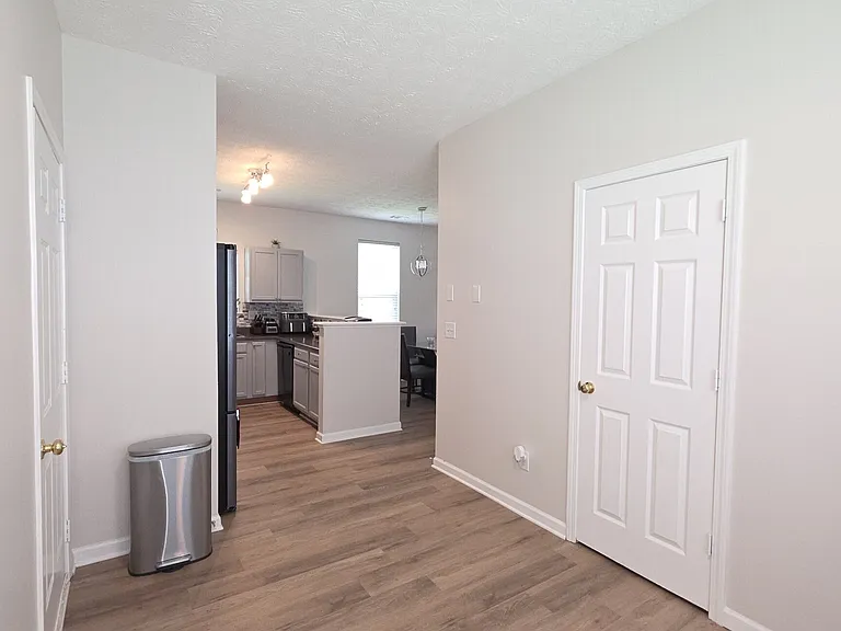 4691 Highpoint Ln — Photo 10