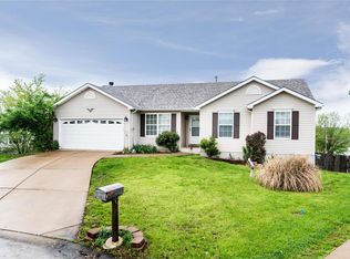 6 Sapphire Ct, O'Fallon, MO 63366