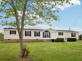 5317 Tobe Robertson Rd, Columbia, TN 38401