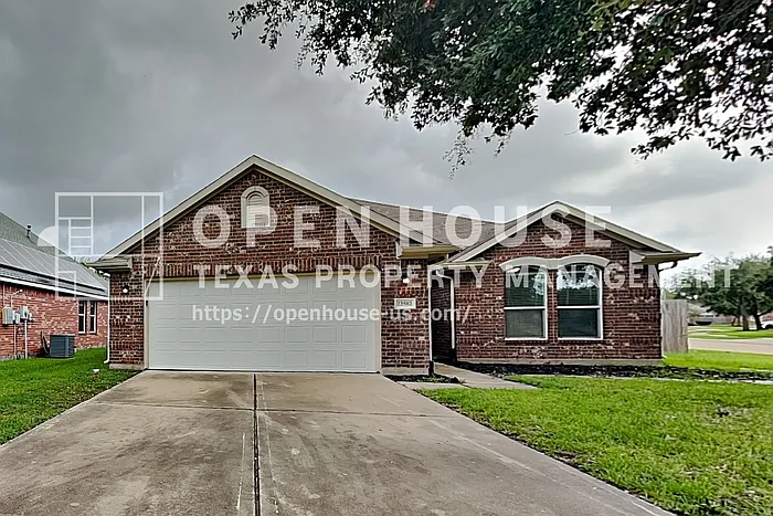 22502 Holbrook Springs Ct — Photo 1