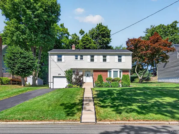 11 Oakridge Road, White Plains, NY 10607