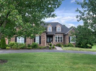 174 Talbott Dr, Bowling Green, KY 42103
