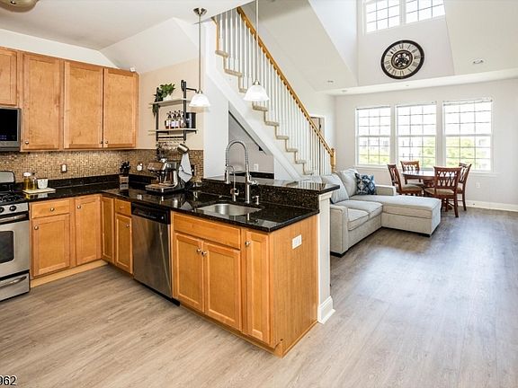 2nd image of 5405 Sanctuary Blvd #5405