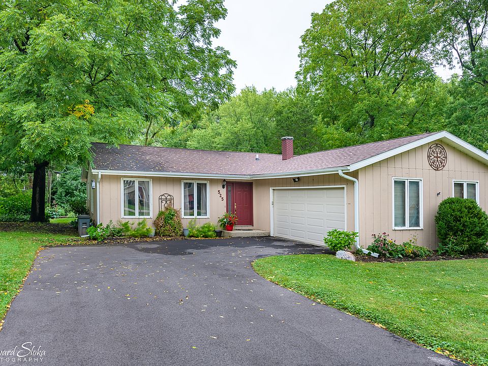 1st image of 525 Blackhawk Dr