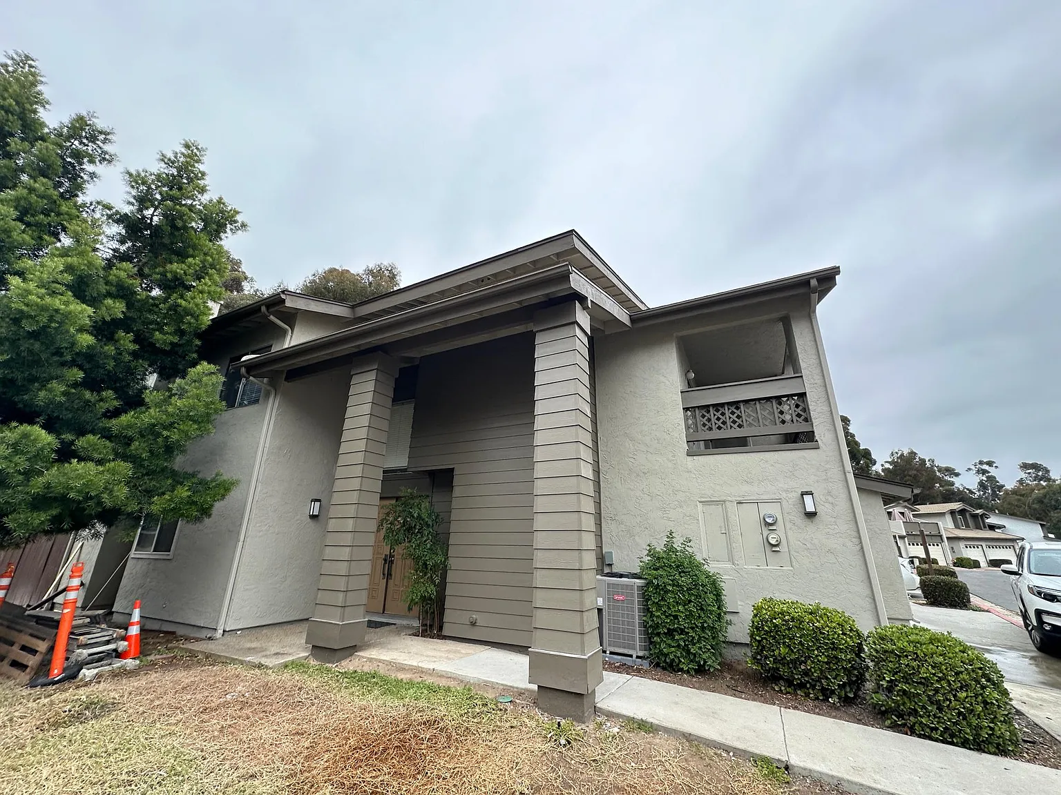 3 bed, 2.5 bath, 1547 sqft, $4,150 — Photo 4