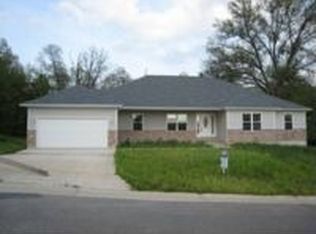 790 Bridgewater Xing, Villa Ridge, MO 63089