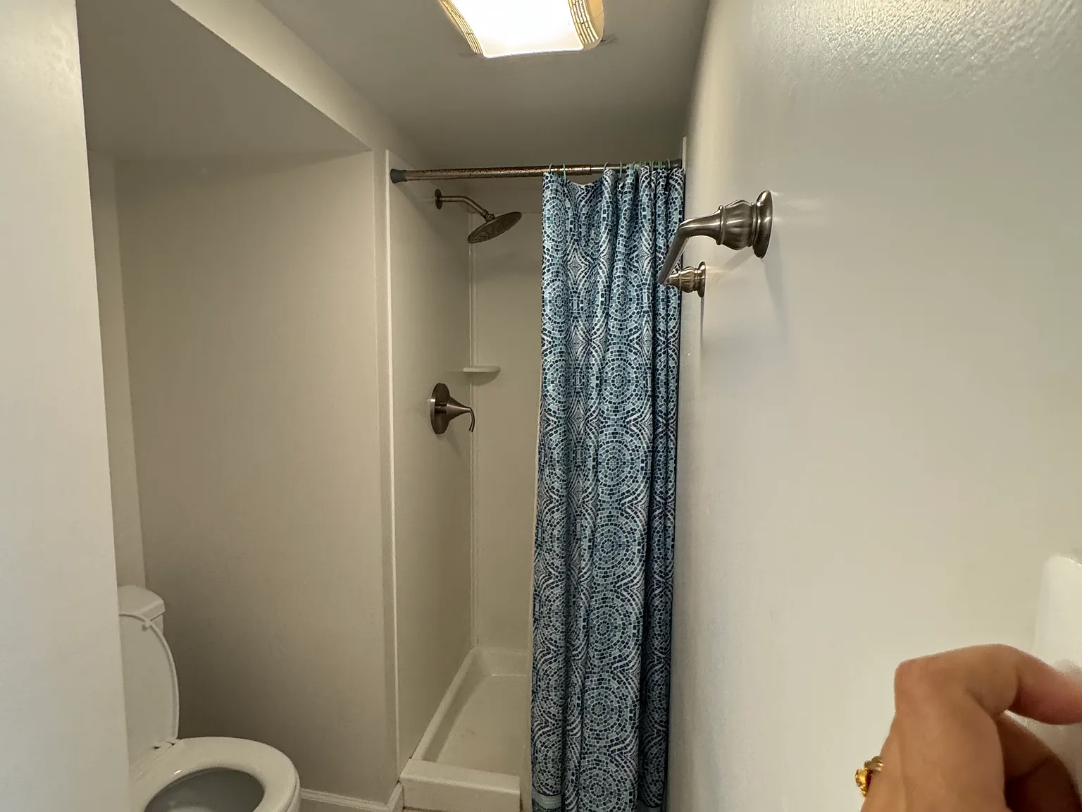 Arden Ct, Woodbridge — Photo 3