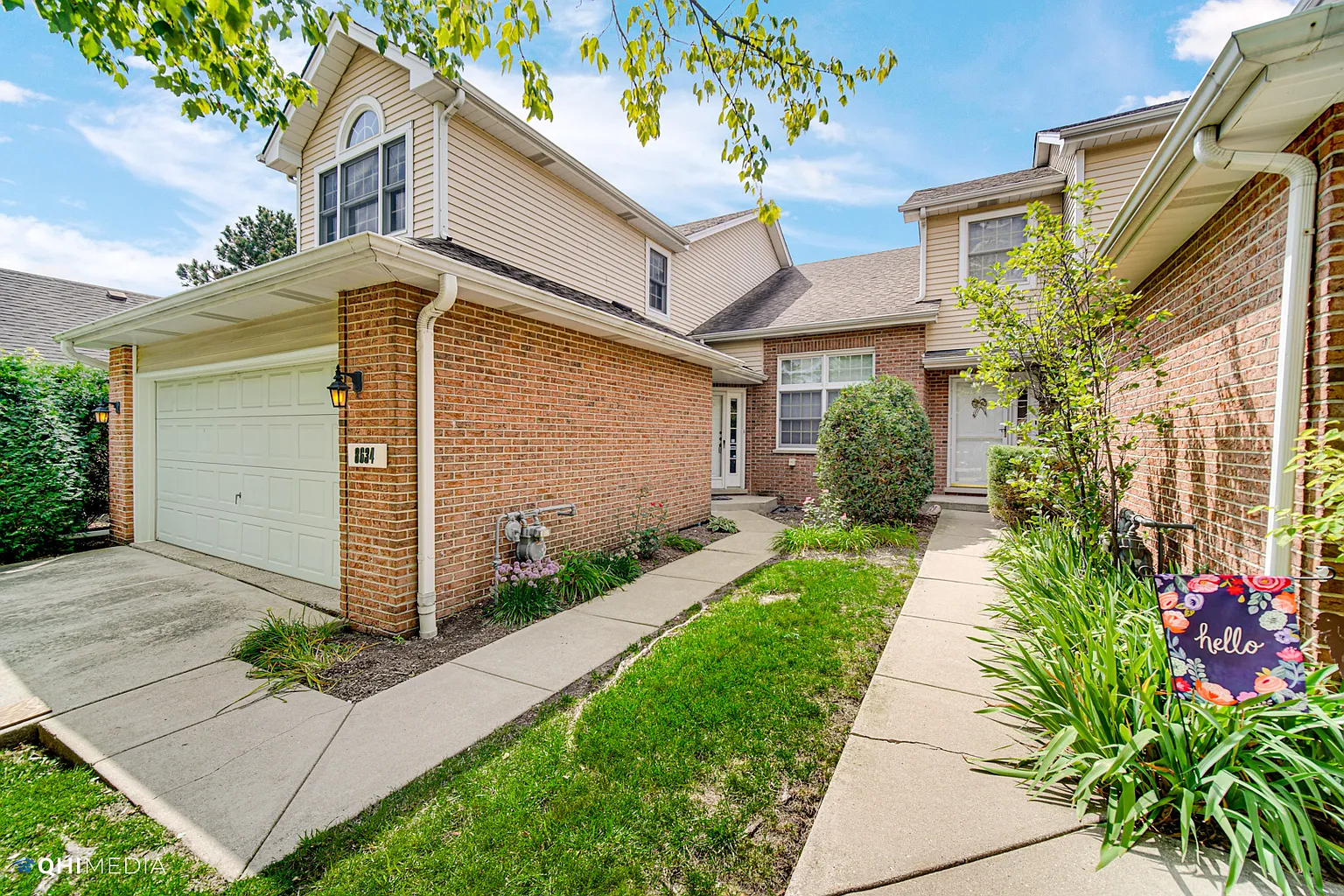 8634 Pearson Dr photo 1
