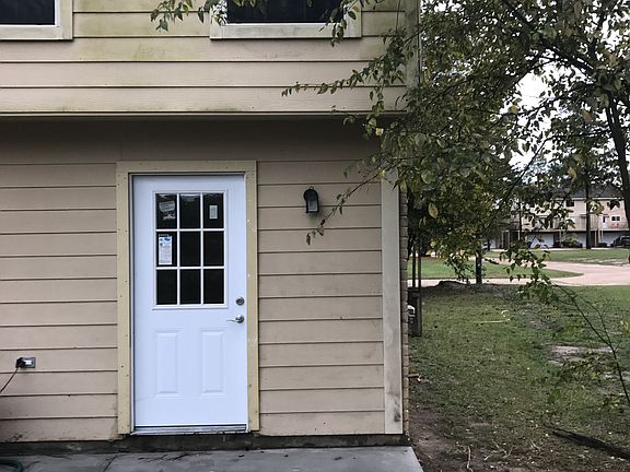 4th image of 805 Timberline Ct #B
