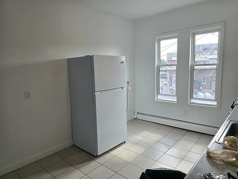 9-11 Bismarck St #3 — Photo 7