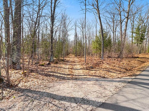 5th image of Buettner Rd