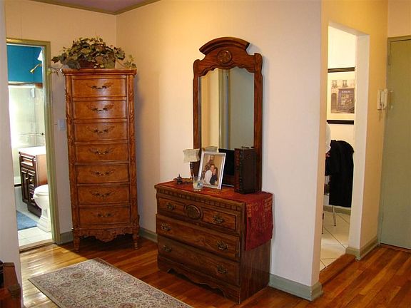4th image of 6730 Dartmouth St APT 6D