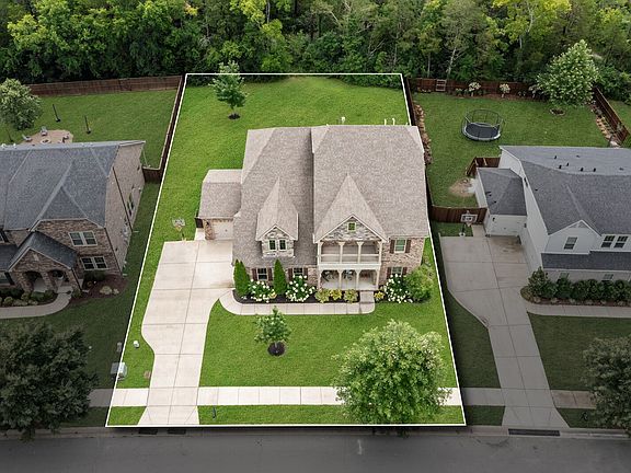 4th image of 109 Burberry Glen Blvd
