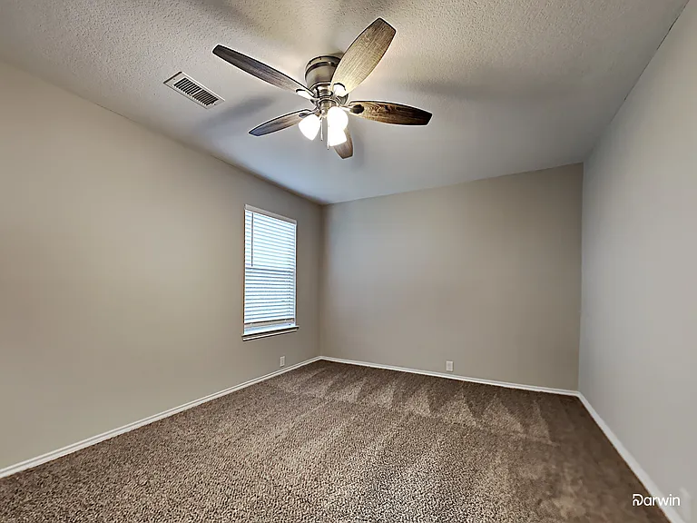 1002 Honeysuckle Vine Dr — Photo 16