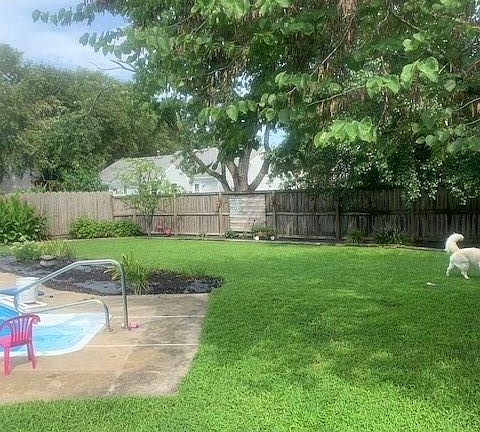 2nd image of 948 Nugent Dr