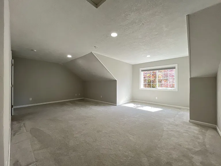224 NW Sundown Way — Photo 50