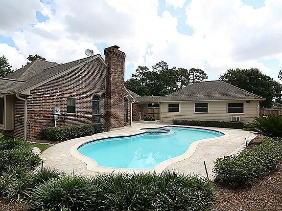 5th image of 12503 Exbury Ct