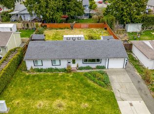 2188 Noel Ave, Comox, BC V9M 1J4