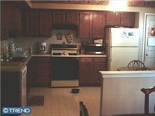 1st image of 337 Pine St