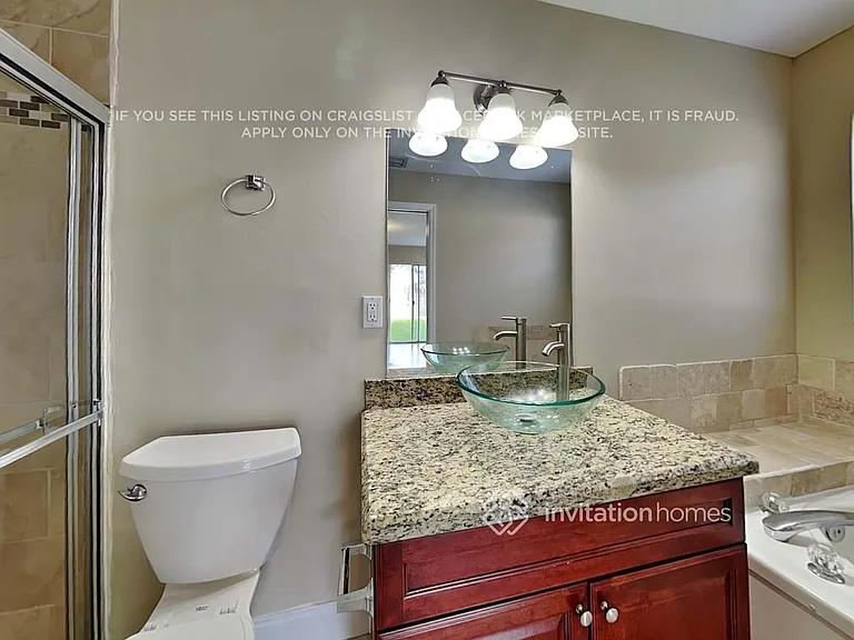 12190 Brisbane Ln — Photo 12