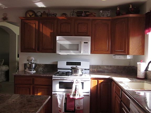 4th image of 18111 89th Avenue Ct E #1