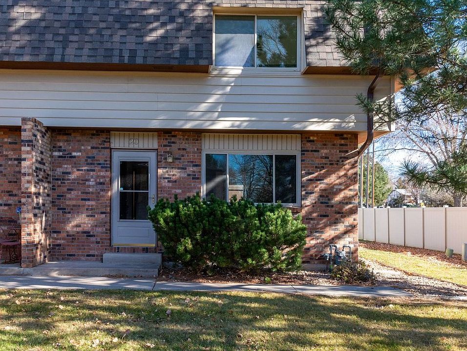 1st image of 2708 19th St Dr #20