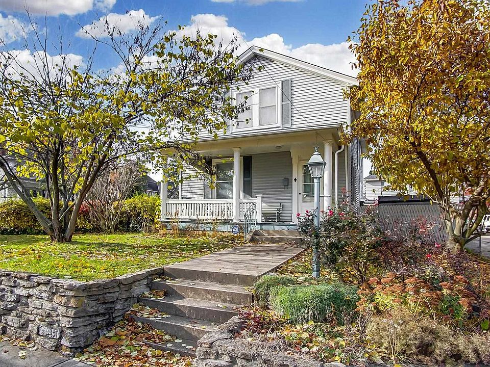 1st image of 3514 Cowie Ave