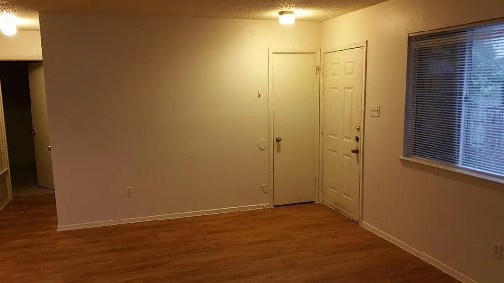 3 bed, 968 sqft, $1,325 — Photo 3