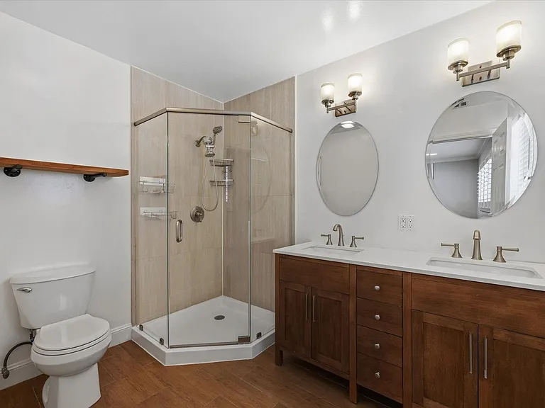 2464 Aram Ave — Photo 13