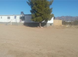 5601 W Chino Dr, Golden Valley, AZ 86413