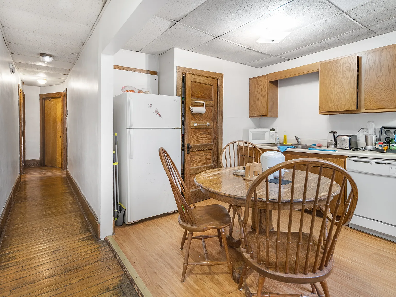 4 bed, 1500 sqft, $850 — Photo 4
