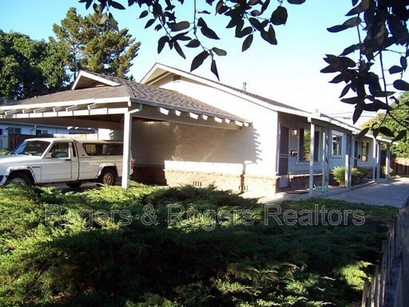 1st image of 672 San Luisito Way