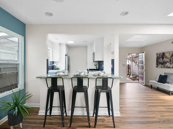 5885 Cowles Mountain Blvd, La Mesa, CA 91942