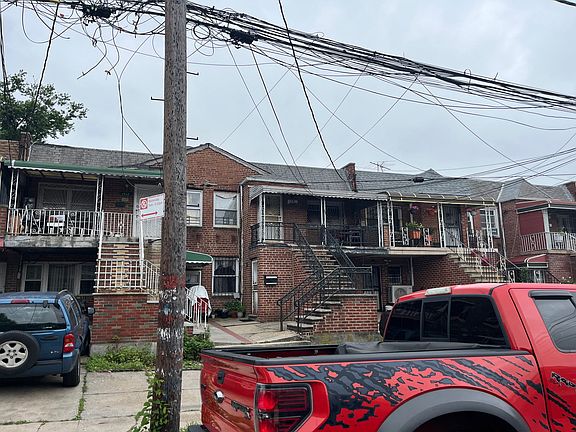3rd image of 1410 E 100th St