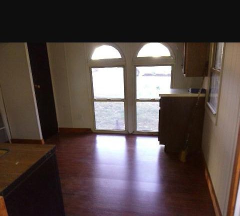 3rd image of 1213 Lincoln St
