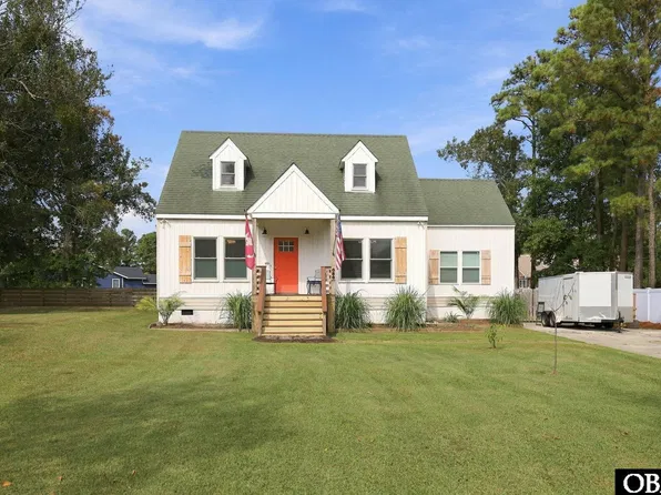 688 Vista Lake Dr, Manteo, NC 27954